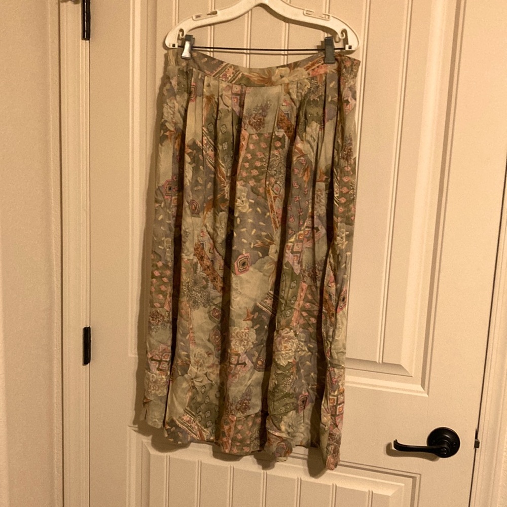 Options Melrose Elastic Back Waist Midi length Skirt Size L